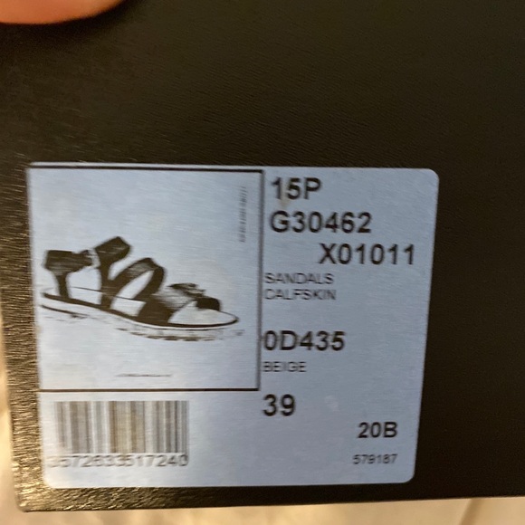 Chanel calfskin beige sandals size 39 - Picture 2 of 8